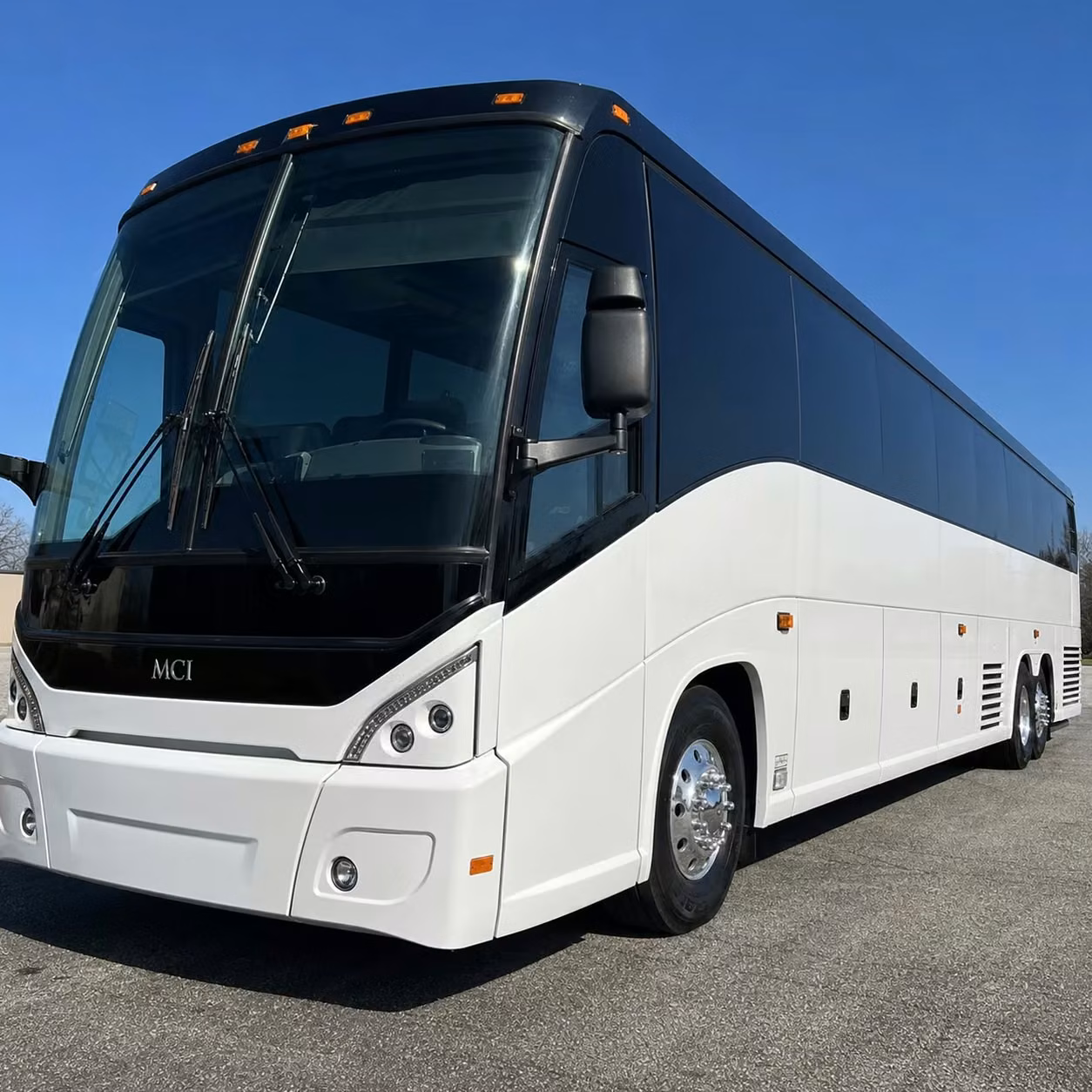 bus rental options for davie trips