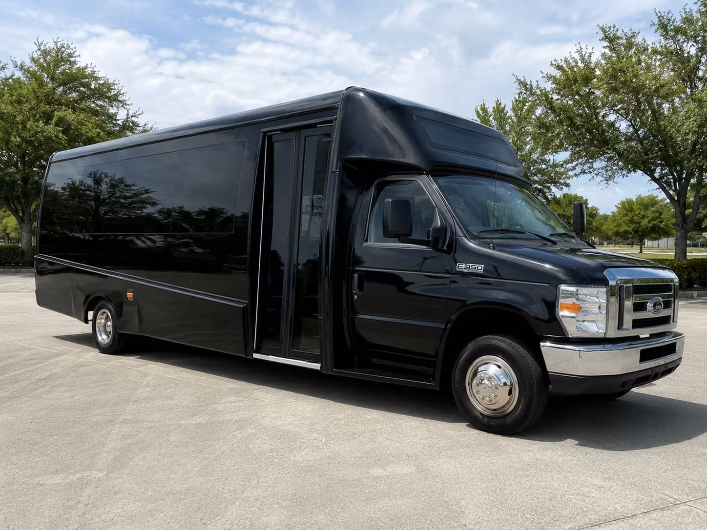 minibus rentals for davie student groups visiting everglades and nature preserves